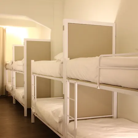 Poshtel Bilbao - Premium Hostel-2
